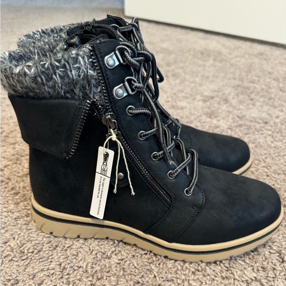 BRAND NEW! Cliffs Women’s Black Boots